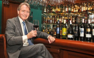 Vinsku scenu napustio je veliki vinski znalac – Steven Spurrier!