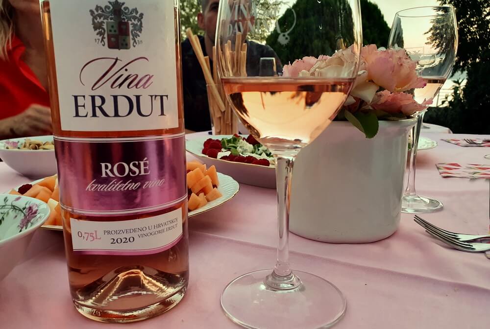 Ružičasti pozdrav iz Erdutskih vinograda!