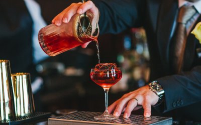Esplanade 1925 Lounge & Cocktail Bar – nezaobilazno mjesto za druženja uz koktele, šampanjce i ukusne zalogaje!
