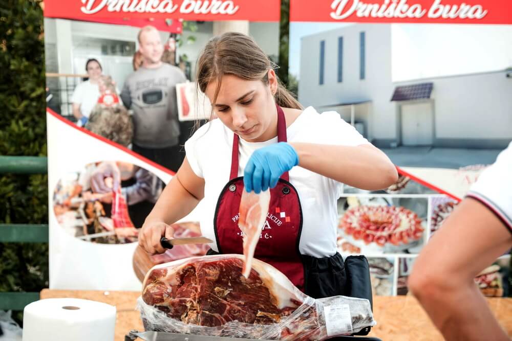 Vidimo se na osmom Međunarodnom festivalu pršuta u Drnišu!