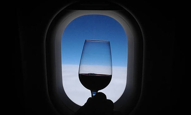 Vino na 11 000 metara – luksuz, rizik i odgovornost!