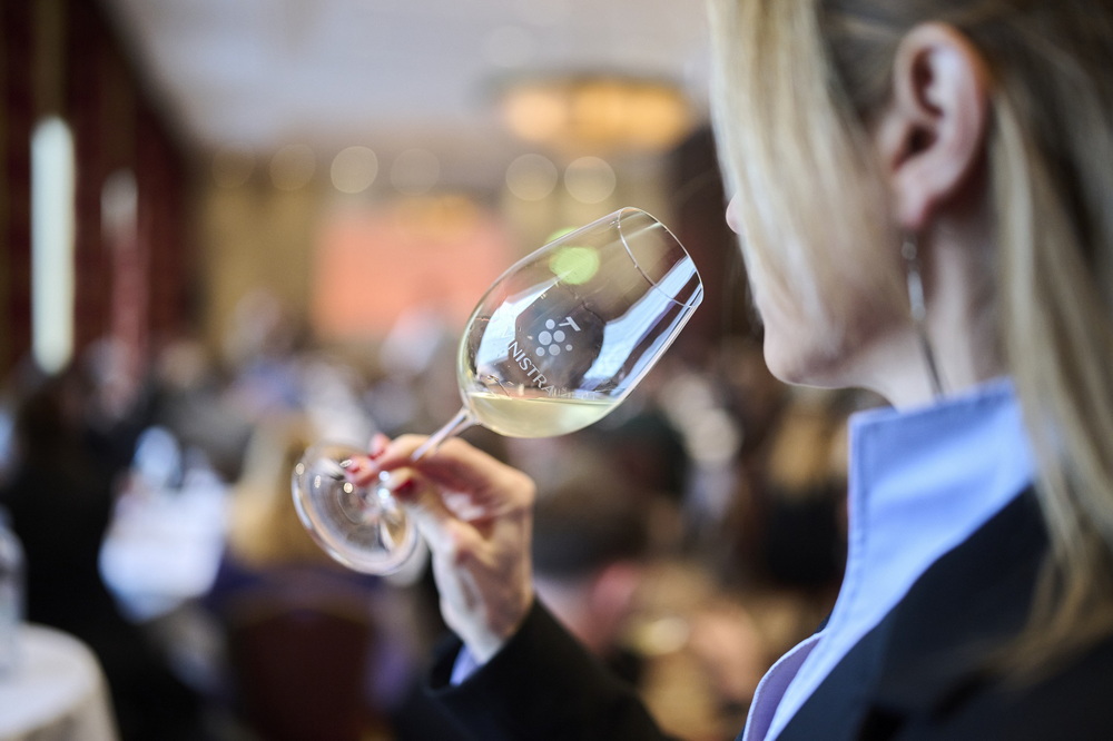 Vinsko događanje koje se ne propušta – u Zagreb stiže Vinistrin 14. En Primeur!