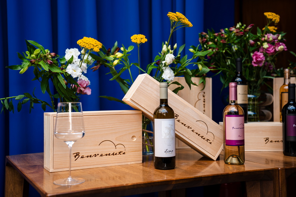 Unatoč orkanskom vjetru, nove berbe vinarije Benvenuti oduševile Zagreb!