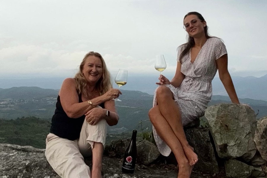 Velik uspjeh za hrvatsku vinsku scenu: Monika Neral i Jacqueline Marovac primljene u program Master of Wine!